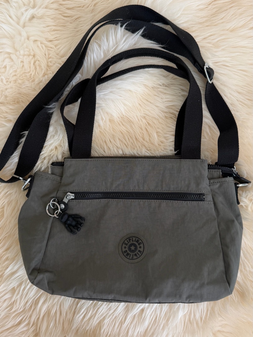 Kipling Olive Green Convertible Shoulder Bag with Black Straps - Picture 5 of 7
